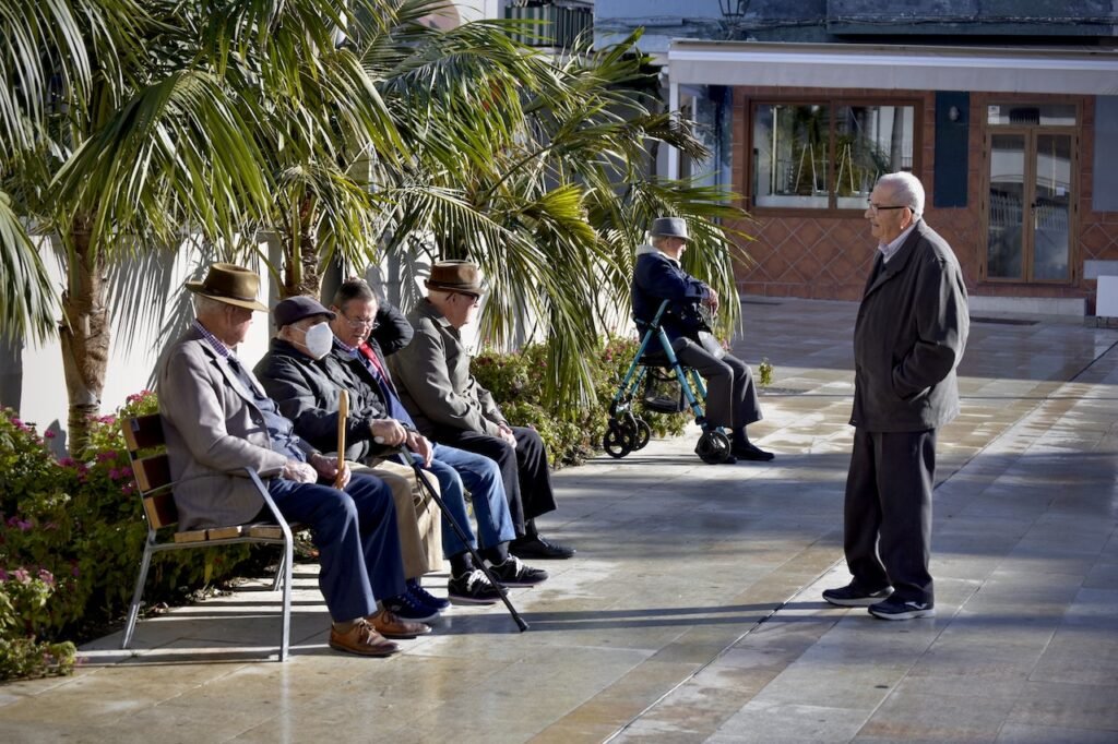 camaraderie men talking
